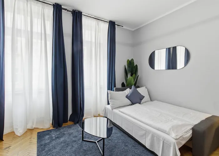 Near Lugner - U6 Burggasse-stadthalle - 1br Apartman *