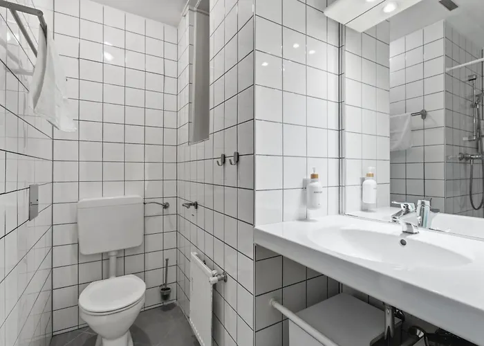 Near Lugner - U6 Burggasse-stadthalle - 1br Apartman Bécs