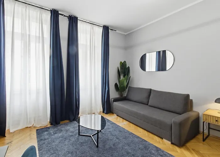 Near Lugner - U6 Burggasse-stadthalle - 1br Apartman